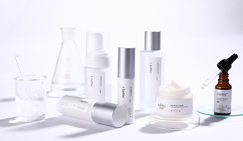 Triple Customization Systems for Accurate Skincare